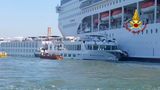 Erst im Juni 2019 war im den Giudecca-Kanal die "MSC Opera" beim Navigieren außer Kontrolle geraten und hatte ein Flussschiff gerammt.