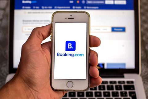 Auch per Smartphone buchbar: das Angebot von booking.com