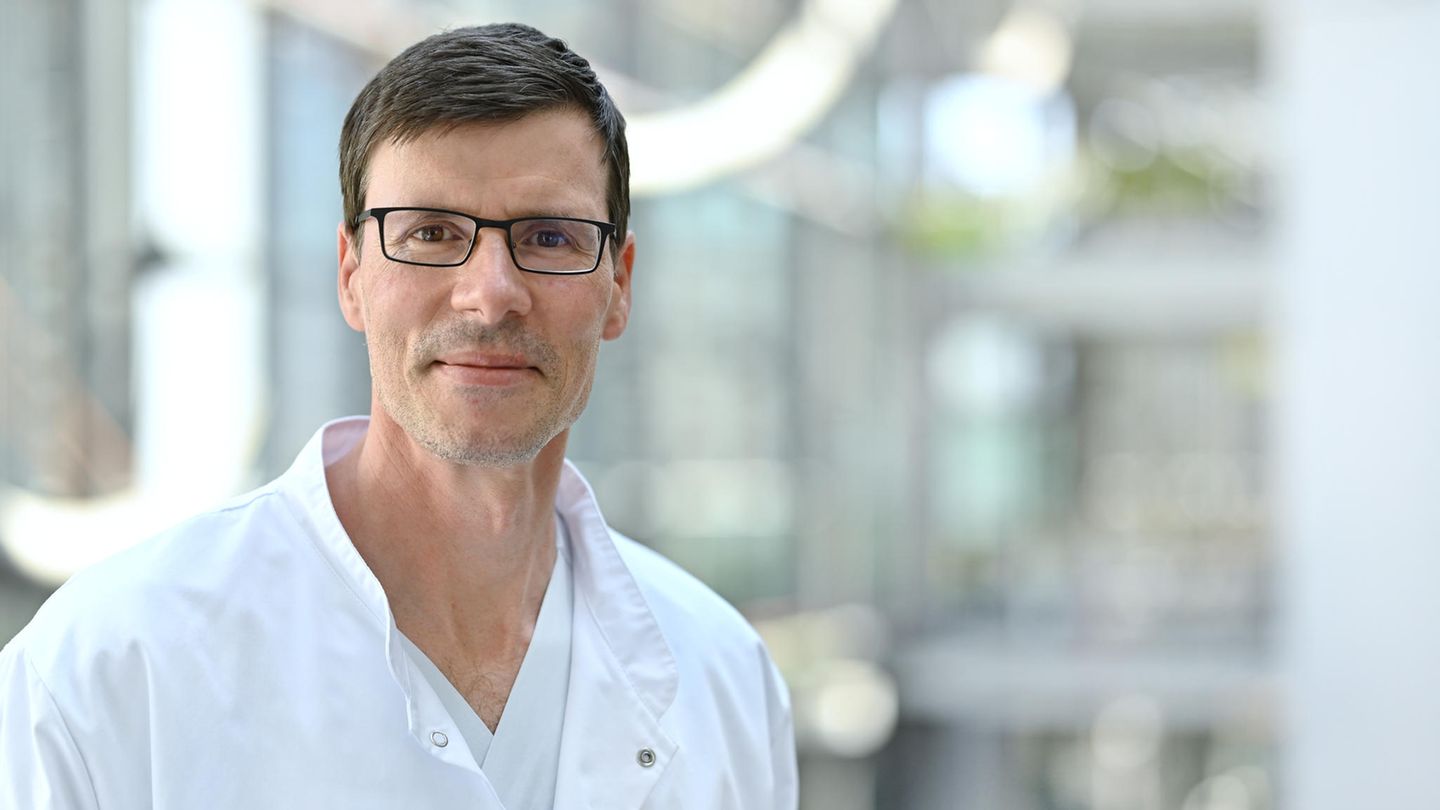 Kinderkardiologe Daniel Vilser ist Leitender Oberarzt an der Uniklinik Jena. Seit März leitet er die dortige Long-Covid-Ambulanz für Kinder.