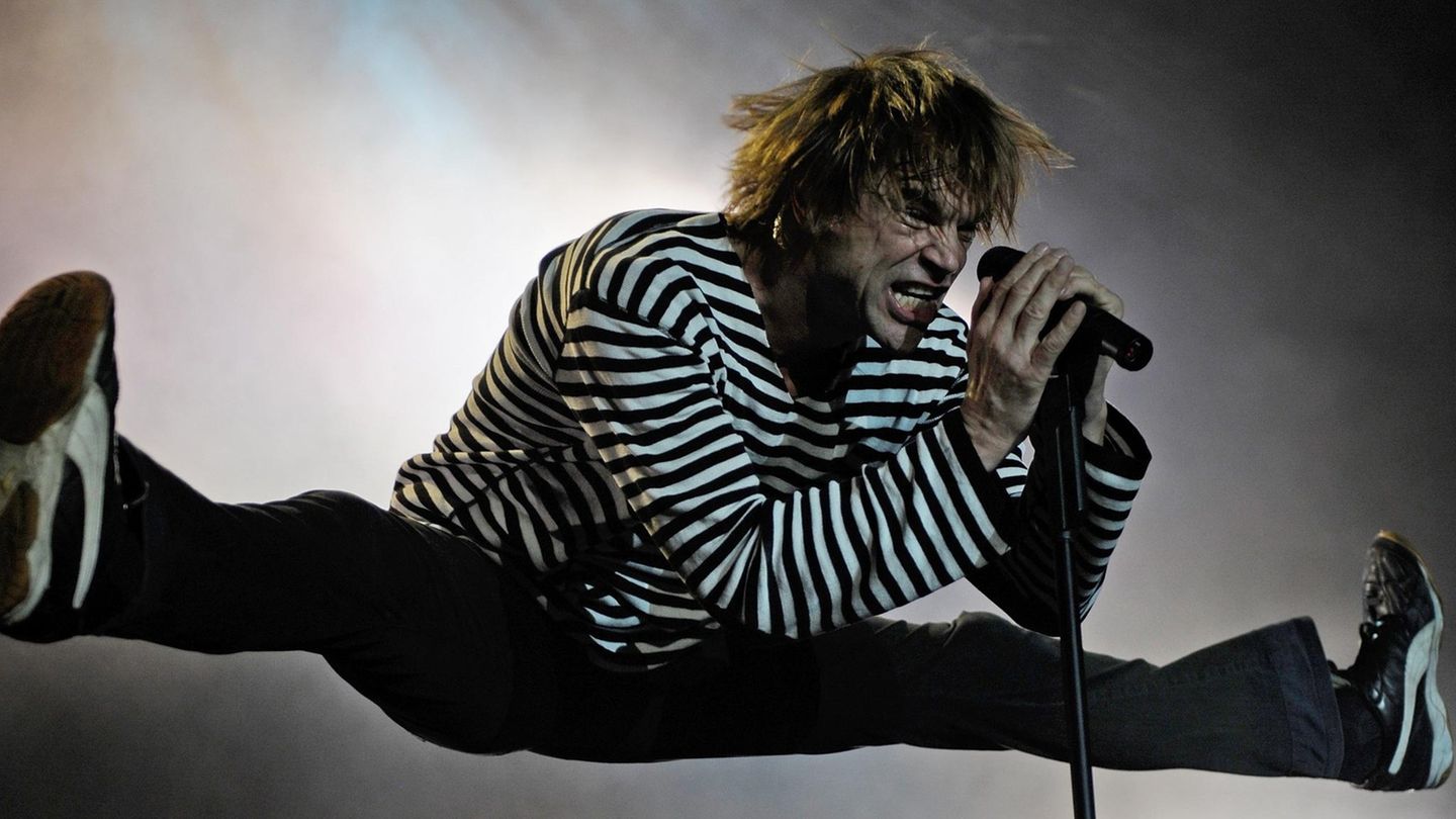 Sänger Campino 2008 auf der Bühne in Mannheim.