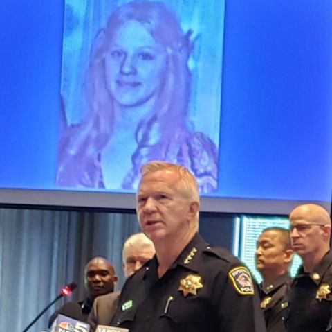 Der Polizeichef von Naperville, Robert Marshall, berichtet über die Festnahme im Mordfall Julie Ann Hanson
