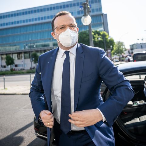 Jens Spahn in auf dem Weg zum Treffen der CDU-Spitzengremien