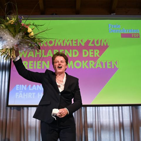 Lydia Hüskens nach den ersten Hochrechnungen der Landtagswahl in Sachsen-Anhalt