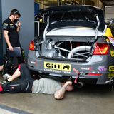 Hier ist der Mechaniker vor dem Start gefragt.