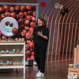 Die Gründerin der Herzen  Eine Nutella-Alternative ohne Palmöl und Industriezucker ist sympathisch, aber keine Weltneuheit. Doch Haselherz-Gründerin Ebru Erkent aus Hamburg rührte mit ihrem emotionalen Auftritt und ihrer von Rückschlägen gekennzeichneten Gründungsgeschichte ans Herz. Ralf Dümmel ließ sich erweichen und investierte in die Nuss-Nougat-Creme.