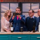 Der Luxusproblemlöser  Sogenannte Problemlöser sind immer gerne gesehen bei den Investoren. Eine angefangene Flasche Wein für 70 Euro, die nicht verkommen soll, ist zwar nicht unbedingt das existenziellste aller Probleme, aber auch dafür gibt es in der "Höhle der Löwen" eine Lösung: Der Winemaster macht edle Tropfen länger haltbar.