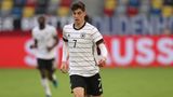 Note: 2.5. Kai Havertz war der heimliche Spielmacher des DFB-Teams. Schoss den ersten Freistoß, spielte in der Offensive einige gefährliche Pässe. Zog nach einer Gosens-Flanke volley brandgefährlich ab und das alles auf höchstem technischen Niveau.