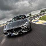 Die Höchstgeschwindigkeit beträgt 326 km/h