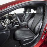 Gutes Gestühl, mit einer etwas erhöhten Sitzposition