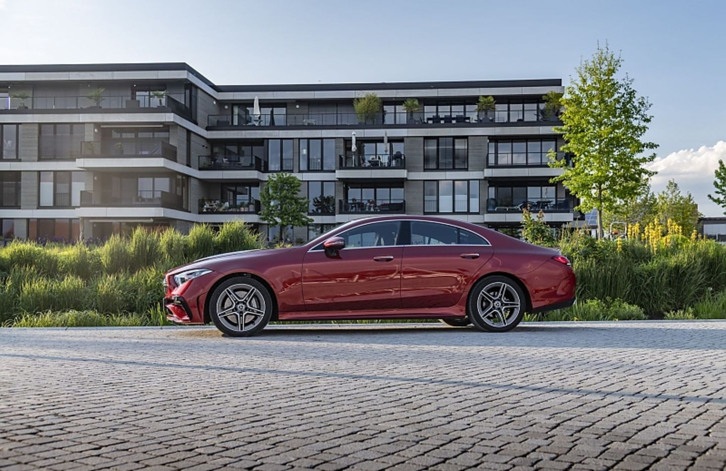 Der Mercedes CLS 300d ist 4,99 Meter lang