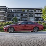 Der Mercedes CLS 300d ist 4,99 Meter lang