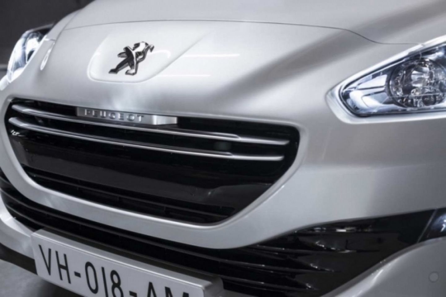 Peugeot RCZ