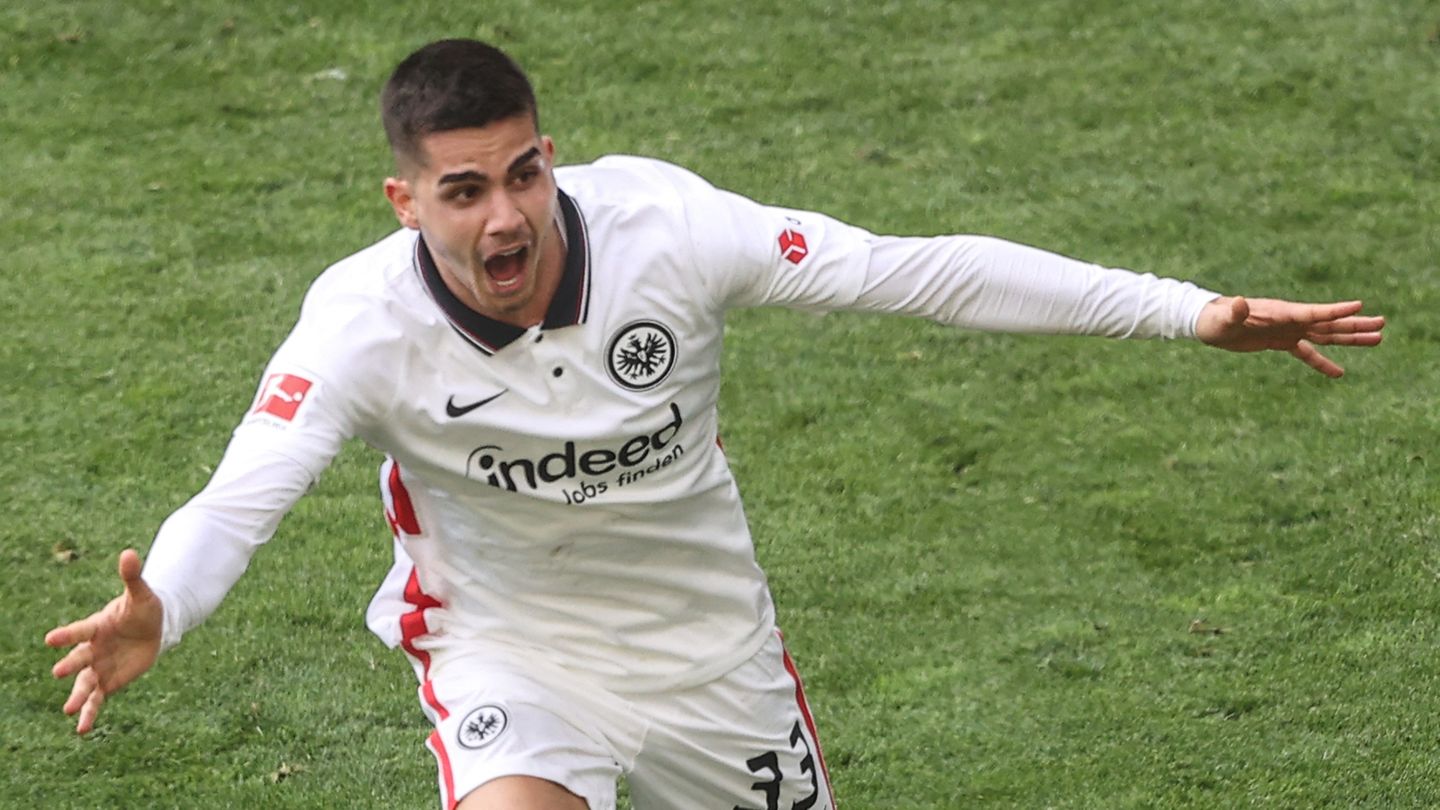 André Silva aus Portugal (Eintracht Frankfurt)