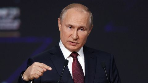 Im Vorfeld der Duma-Wahl im September versucht Wladimir Putin oppositionelle Bewegungen in Russland zu liquidieren