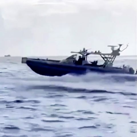 Fünf Festnahmen: Speedboat-Verfolgungsjagd: Polizei beschlagnahmt zwei Tonnen Kokain – mächtiges Syndikat verstrickt