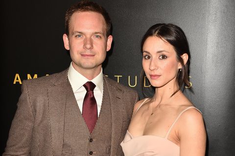 Patrick J. Adams und Troian Bellisario