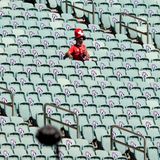 In der aserbaidschanischen Hauptstadt Baku findet die Partie zwischen der Schweiz und Wales statt - es interessiert nur nicht nicht so sehr. Der Grund ist: Baku ist weit weg, es finden sich kaum Fans aus Wales und der Schweiz ein.