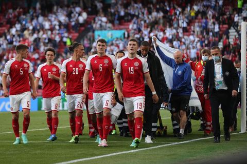 Dänemark-Spieler nach dem Kollaps von Christian Eriksen