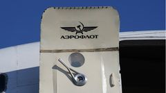 Nein, für die russische Aeroflot flog die Boeing 707 nie. Der Schriftzug an der Innenseite einer Kabinentür stammte noch von Filmaufnahmen.