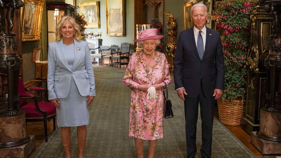 Jill Biden, Queen Elizabeth II. und Joe Biden