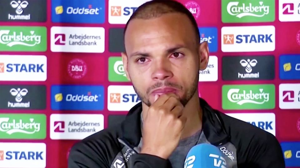 Dänemark-Spieler Martin Braithwaite unter Tränen – "Uefa gab uns nur zwei Optionen".