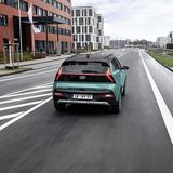 Nach 10,7 Sekunden erreicht der Hyundai Bayon die 100 km/h Marke