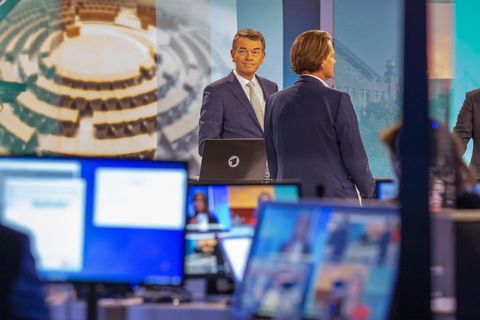 Der Übermittler der Daten: WDR-Programmdirektor Jörg Schönenborn am Abend der Wahl in Sachsen-Anhalt