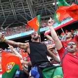 Die angereisten portugiesischen Anhänger genossen die Atmosphäre