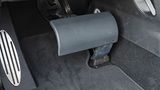 Das Gaspedal ist abgedeckt