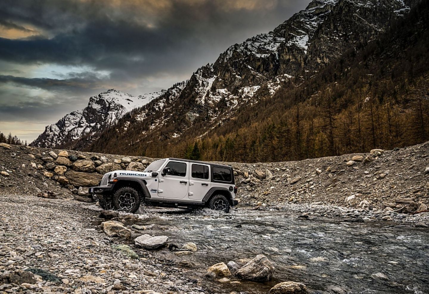 Der Jeep Wrangler 4xe Rubicon kostet 71.000 Euro