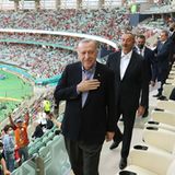 Da haben alle Gebete und patriotischen Gesten nichts gebracht: Der türkische Präsident musste erleben, wie die Türkei gegen Wales verlor. 
