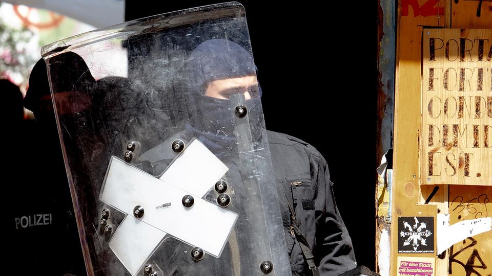 Polizei Einsatz Rigaer Straße 94 Berliin