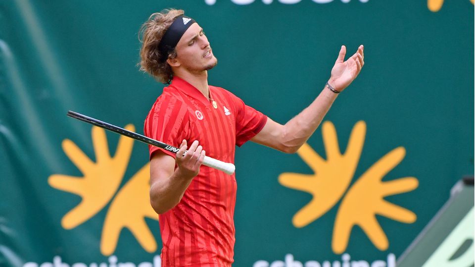 Alexander Zverev hadert mit seinem Spiel Alexander Zverev hadert mit seinem Spiel