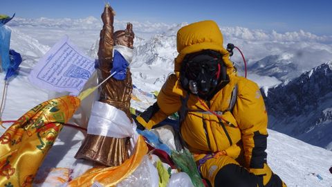 "Wenn ich oben bin, bleibe ich ganz ruhig." Bergsteigerin Tsang Yin-Hung, 44 Jahre alt, Lehrerin aus Hongkong, hat einen neuen Rekord am Mount Everest aufgestellt.