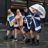 Schottischer Familienflug im Londoner Regen
