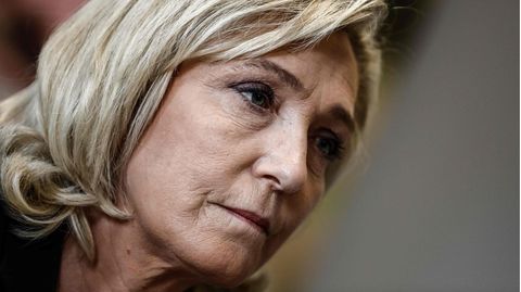 Frankreich: Dämpfer für Rechtsextreme um Le Pen – auch Macron-Partei enttäuscht (Video)