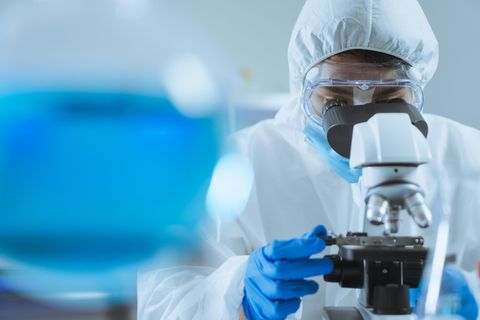 "Wir müssen vor Experimenten gut abwägen: Wie groß ist der Nutzen und wie groß sind die Risiken solcher Versuche?"