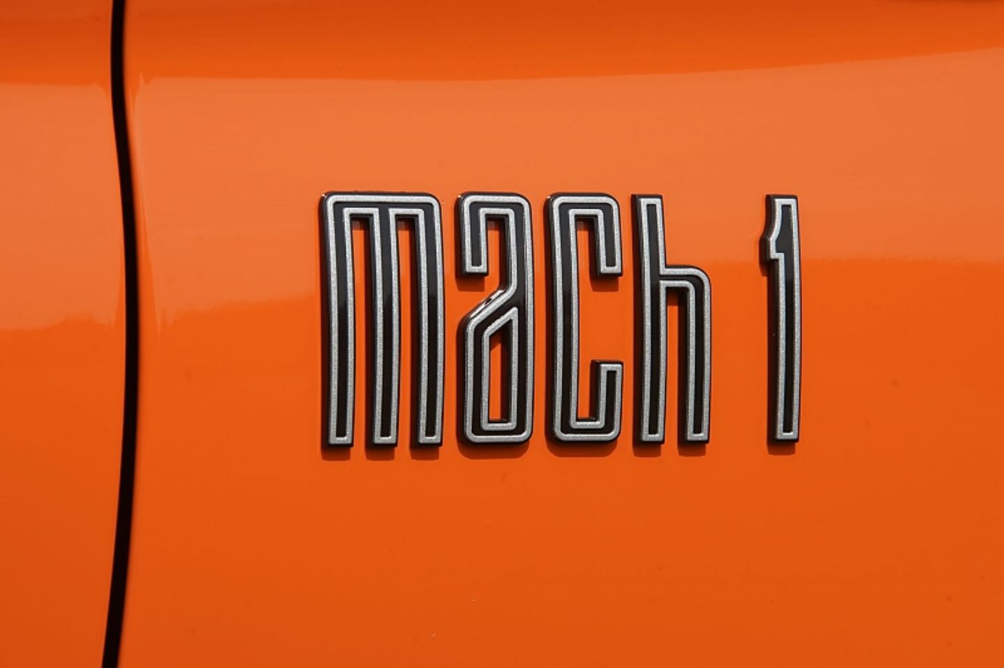 Der Name Mach 1 klingt verheißungsvoll, aber Ford liefert