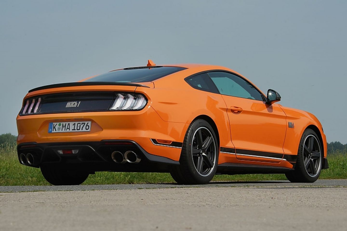Der Ford Mustang Mach 1 wiegt 1.839 Kilogramm