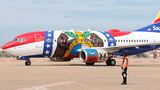 Eine der regelmäßigen Sonderbemalungen: Zum 30-jährigen Bestehen von Flügen nach St. Louis in Missouri präsentierte Southwest Airlines eine Boeing 737 mit dem Wappen des Bundesstaates auf dem Rumpf.