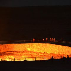 Brennender Krater von Derweze in Turkmenistan