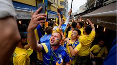 Fans aus der Ukraine beim Feiern in Bukarest