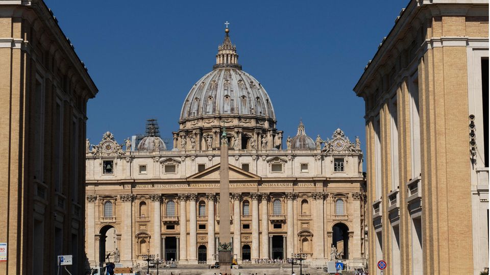 Der Petersdom in der italienischen Hauptstadt Rom