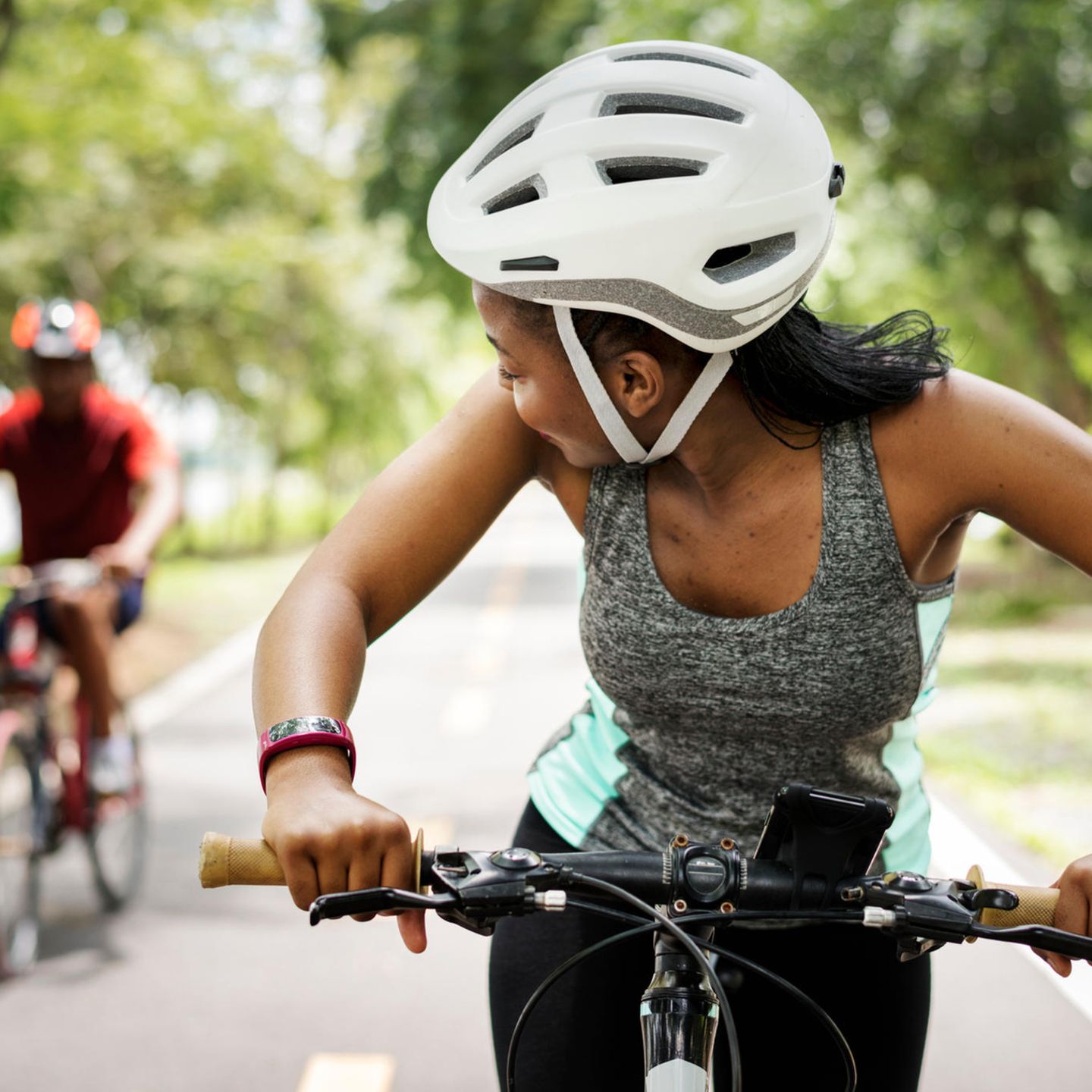 Fahrradhelme bei Warentest  billig schtzt am besten | STERN.de
