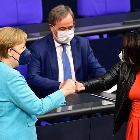 K-Kandidaten sprachen nach ihr: Merkel nutzt ihre (wohl) letzte Regierungserklärung, um eine stärkere EU zu fordern