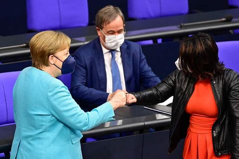 K-Kandidaten sprachen nach ihr: Merkel nutzt ihre (wohl) letzte Regierungserklärung, um eine stärkere EU zu fordern