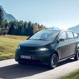 Mithilfe der Solarpanels kann der Sion mehr als 400 Kilometer weit kommen