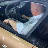 Bei der erstem Sitzprobe klappte die Bedienung des Infotainments gut