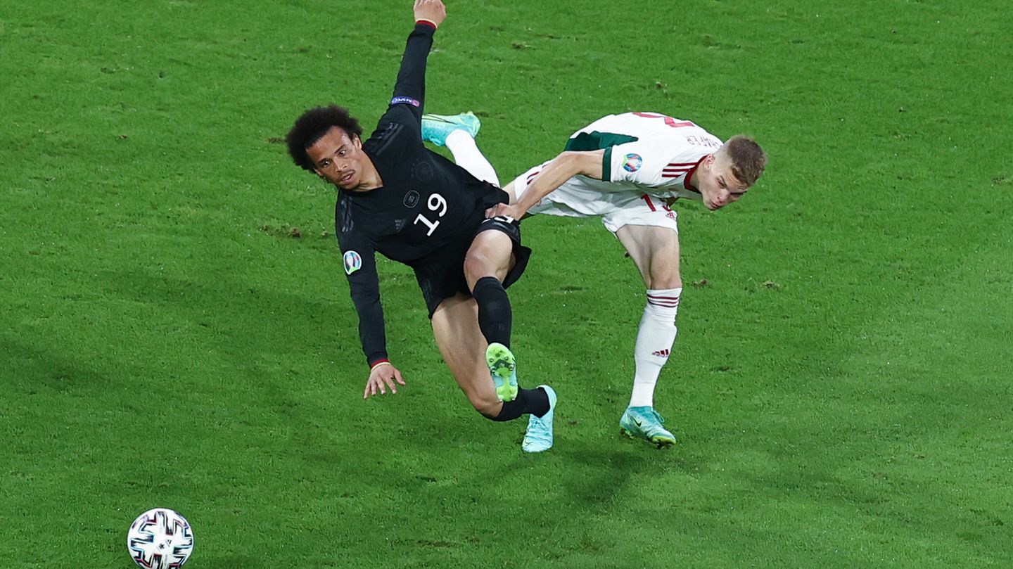 Verlierer: Leroy Sané  Sané hat seine Chance gegen Ungarn nicht genutzt. Zuvor gönnte Löw ihm in den Gruppenspielen nur Kurzeinsätze. Gegen Ungarn bemühte er sich redlich, es lief aber nicht viel zusammen beim begnadeten Techniker, und das lag nicht an der allgemeinen Schwäche seiner Mitspieler. Er verhakte sich bei einigen Dribblings, machte in den Zweikämpfen in der Defensive keine gute Figur und strahlte keine Torgefahr aus. Sané wird sich vermutlich wieder hinten anstellen müssen.