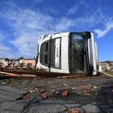 Experten gehen von Windgeschwindigkeiten zwischen 300 und 400 Kilometern pro Stunde aus